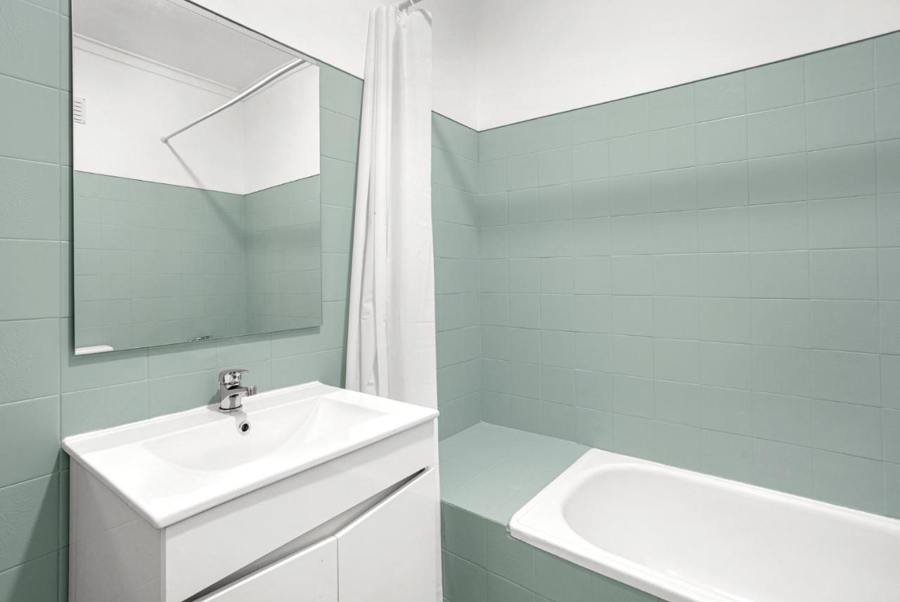 Wonderful Shared Apartment In Alfornelos - Near Metro! Lisboa Exteriör bild
